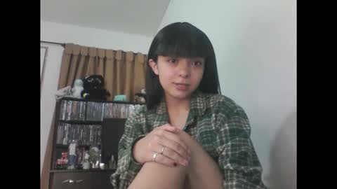Snapshot of finnky1 chatting on May 6, 11:43 pm finnky1 online show from May 6, 11:43 pm