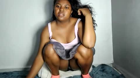 Snapshot of fiona_00 chatting on June 4, 3:51 pm fiona_00 online show from June 4, 3:51 pm
