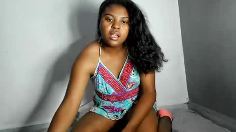 Snapshot of fiona_00 chatting on June 13, 6:55 am fiona_00 online show from June 13, 6:55 am
