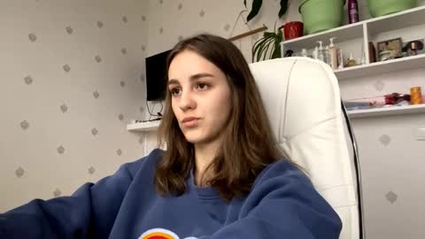 Snapshot of fionapiccard chatting on November 21, 12:15 pm Keite wanna play Meow online show from November 21, 12:15 pm