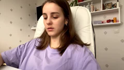 Snapshot of fionapiccard chatting on November 25, 10:26 am Keite wanna play Meow online show from November 25, 10:26 am