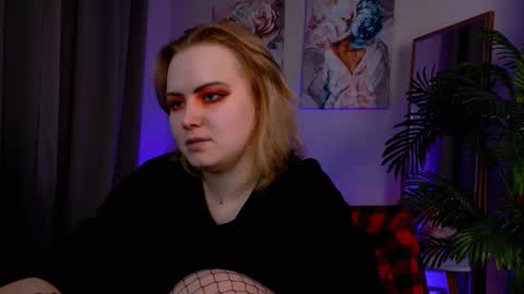 Snapshot of fionaxrider chatting on March 7, 10:07 pm Fiona online show from March 7, 10:07 pm