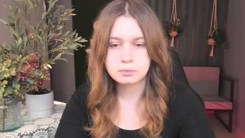 fiora online show from November 10, 7:07 am