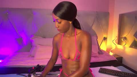 Snapshot of fiorelalenin chatting on October 2, 6:26 pm Fiorela Lenin online show from October 2, 6:26 pm