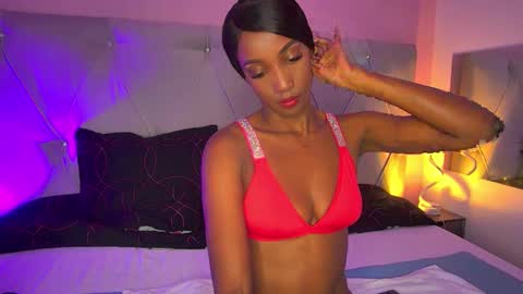 Snapshot of fiorelalenin chatting on October 3, 6:49 pm Fiorela Lenin online show from October 3, 6:49 pm