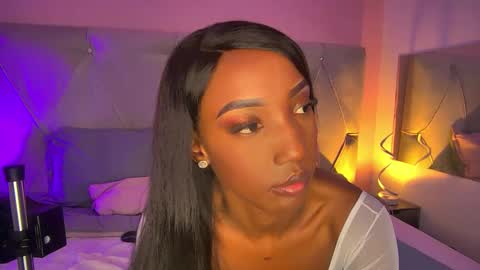 Snapshot of fiorelalenin chatting on October 8, 6:05 pm Fiorela Lenin online show from October 8, 6:05 pm