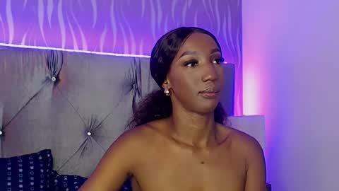 Snapshot of fiorelalenin chatting on October 26, 12:33 pm Fiorela Lenin online show from October 26, 12:33 pm