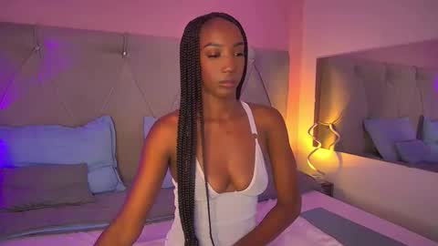 Snapshot of fiorelalenin chatting on November 27, 1:02 pm Fiorela Lenin online show from November 27, 1:02 pm