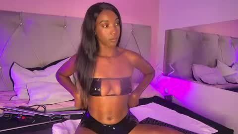 Fiorela Lenin  online show from August 1, 4:39 pm