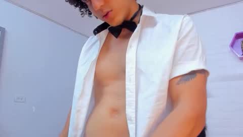 fire_boy69 online show from October 31, 5:47 pm