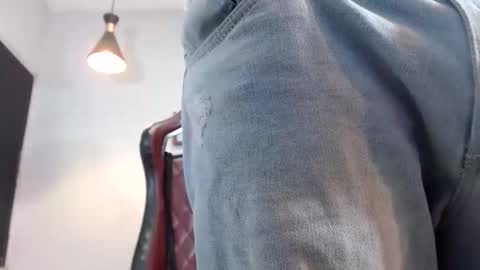 fire_boy69 online show from November 17, 2:12 pm