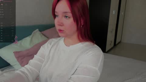 Snapshot of fire_emily chatting on April 4, 1:26 am fire_emily online show from April 4, 1:26 am