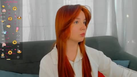 Snapshot of fire_emily chatting on April 11, 1:21 am fire_emily online show from April 11, 1:21 am