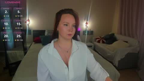 fire_emily online show from June 23, 1:03 am
