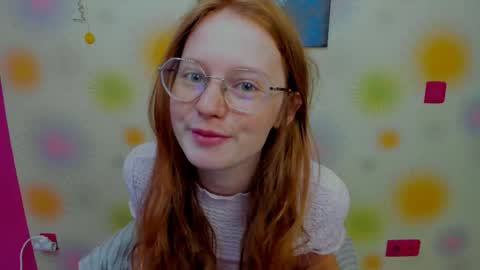 fire_luna online show from September 13, 5:07 am