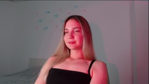 fireflies_fly_ online show from July 27, 8:05 pm
