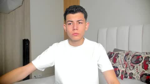 Snapshot of fireguy_99 chatting on November 24, 1:00 pm Nicolas online show from November 24, 1:00 pm