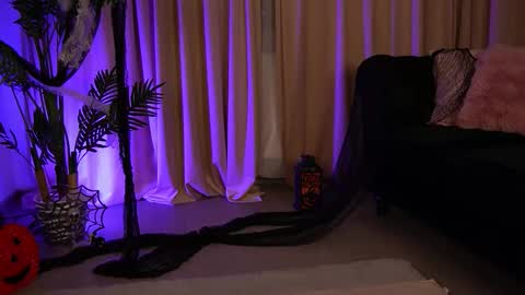 Fires Bomb 777 online show from October 29, 8:27 am