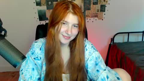 Snapshot of first_instinct chatting on March 26, 4:23 pm first_instinct online show from March 26, 4:23 pm