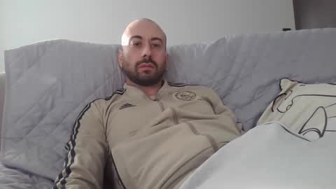 fisarmonico online show from December 25, 1:41 pm