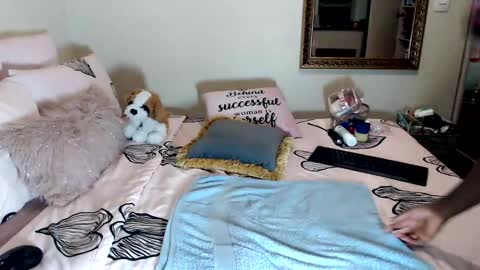 fitblair66_ online show from January 5, 6:13 pm