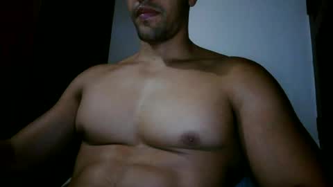 fitchestabs_69 online show from July 5, 10:28 pm