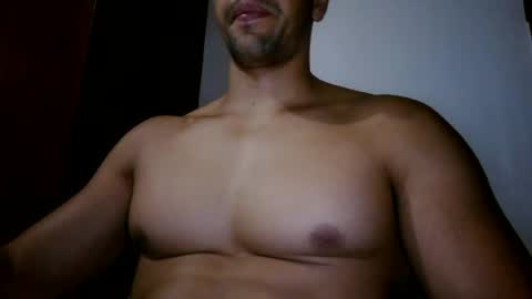 fitchestabs_69 online show from July 20, 9:17 pm