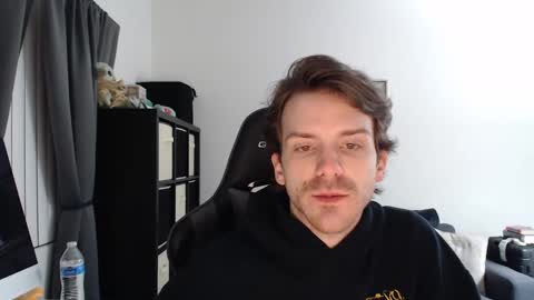 Snapshot of fitcomputerguy chatting on January 22, 11:45 am ComputerGuy online show from January 22, 11:45 am