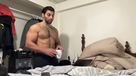 fitcurvyman4fun_69 online show from March 7, 6:05 pm