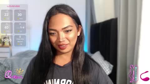 Snapshot of fitfemme_anna chatting on March 22, 4:38 am fitfemme_anna online show from March 22, 4:38 am