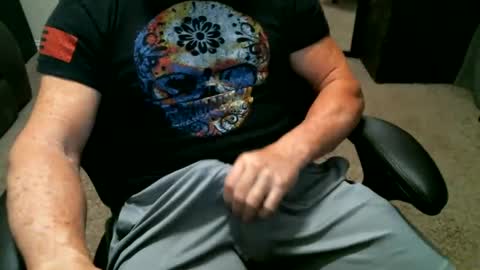 Snapshot of fitguy40 chatting on September 30, 3:11 am fitguy40 online show from September 30, 3:11 am