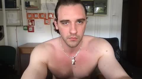 Snapshot of fitnessboyteam chatting on June 3, 3:50 pm FitnessBoyTeam online show from June 3, 3:50 pm