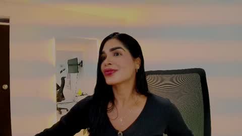 fitnessmommyy online show from September 22, 9:50 pm
