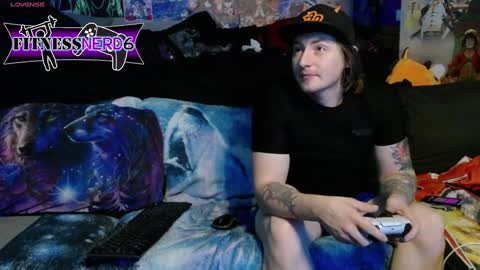 fitnessnerd6 online show from December 14, 9:18 am