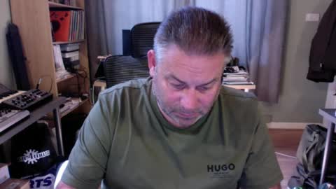 Snapshot of fittiesonly chatting on August 8, 12:18 pm fittiesonly online show from August 8, 12:18 pm