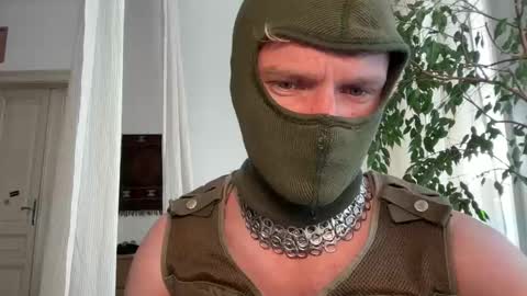 fituniformguy online show from April 29, 12:31 pm