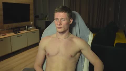 Snapshot of fixsicki chatting on October 28, 10:01 pm Eren. online show from October 28, 10:01 pm