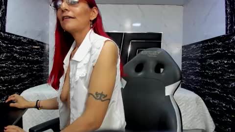 Snapshot of flacamoon chatting on February 14, 3:14 am FlacaMoon online show from February 14, 3:14 am