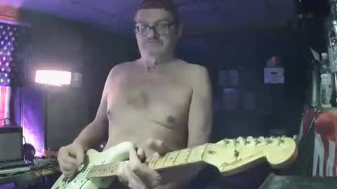 flamingfartguy online show from December 16, 12:48 am