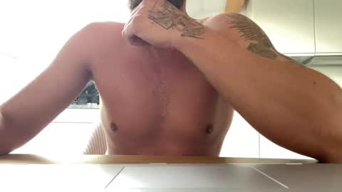 flashi1990 online show from August 6, 5:04 pm