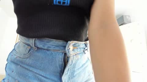 Flavia online show from September 17, 7:37 pm