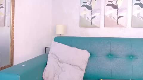 Flavia online show from February 9, 7:29 pm