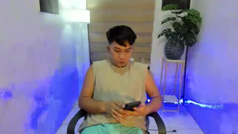 Snapshot of fletcher_dior23 chatting on November 10, 11:53 am fletcher_dior23 online show from November 10, 11:53 am