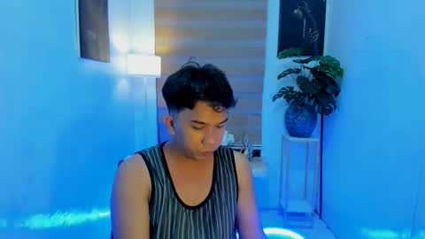 Snapshot of fletcher_dior23 chatting on November 13, 2:49 pm fletcher_dior23 online show from November 13, 2:49 pm