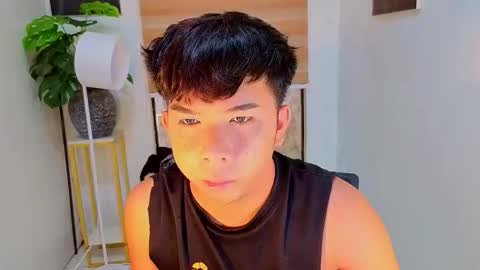 Snapshot of fletcher_dior23 chatting on December 3, 7:05 am fletcher_dior23 online show from December 3, 7:05 am