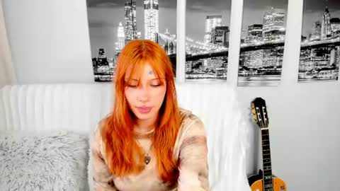 Snapshot of fleur_fox chatting on July 20, 10:39 am fleur_fox online show from July 20, 10:39 am