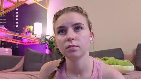 Snapshot of flexi_pixie chatting on October 16, 8:48 am Leia online show from October 16, 8:48 am