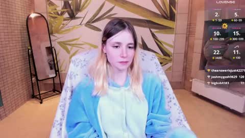 Snapshot of fleximona chatting on April 18, 7:58 pm FlexiMona online show from April 18, 7:58 pm