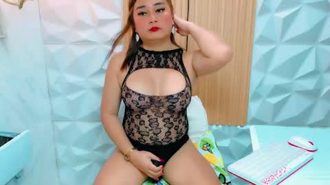Snapshot of flirtashly chatting on June 2, 4:58 am ASHLY online show from June 2, 4:58 am