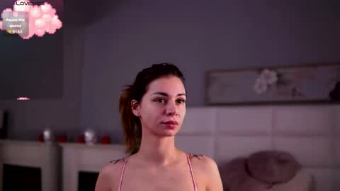 Snapshot of flirty_fawn chatting on October 27, 3:10 am Ana online show from October 27, 3:10 am